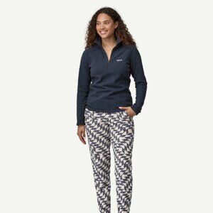 LIKE NEW Patagonia Quarter-Zip Fleece Sweater Navy, Size Small